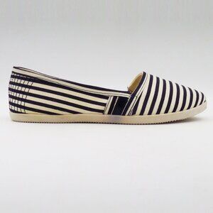 NIB Pink & Pepper Hawaii-M Blue Multi Fabric Navy/Off-White Striped Flats 8.5M